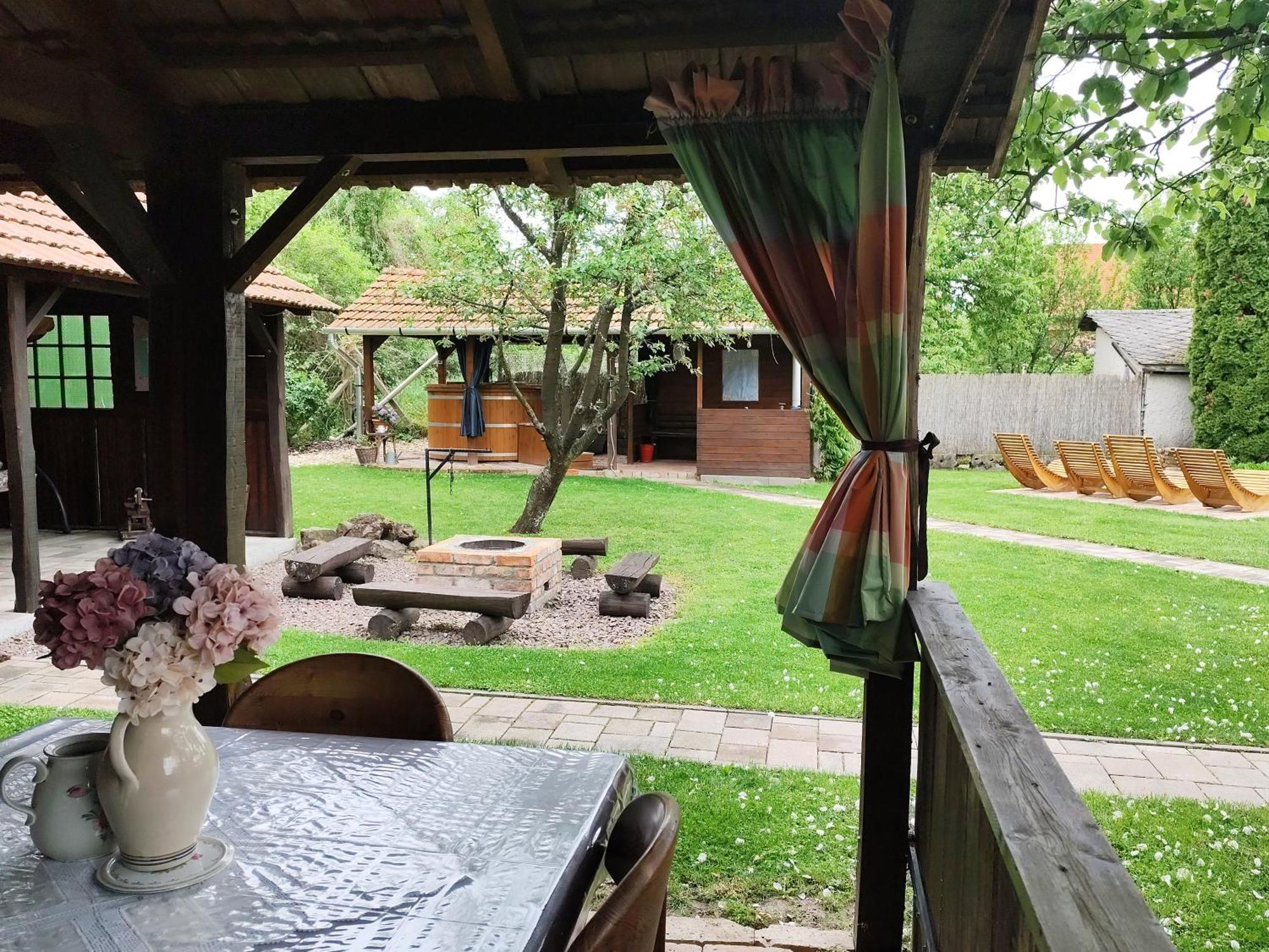 Bobita Apartmanhaz Szilvásvárad Exterior foto