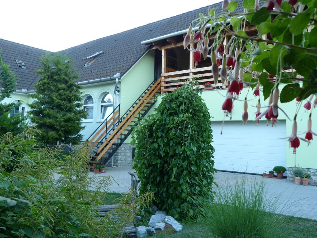 Bobita Apartmanhaz Szilvásvárad Exterior foto