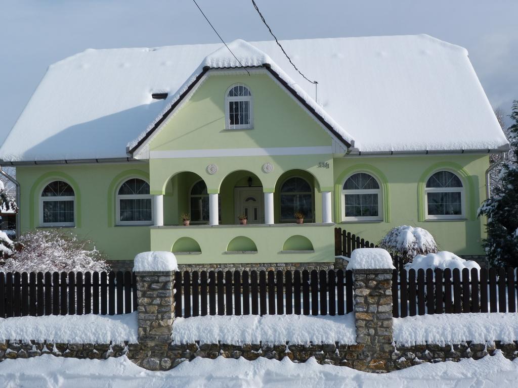 Bobita Apartmanhaz Szilvásvárad Exterior foto